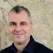 Porträtt av Arne Thell. Foto.