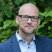 Porträtt av Joakim Nilsson. Foto.